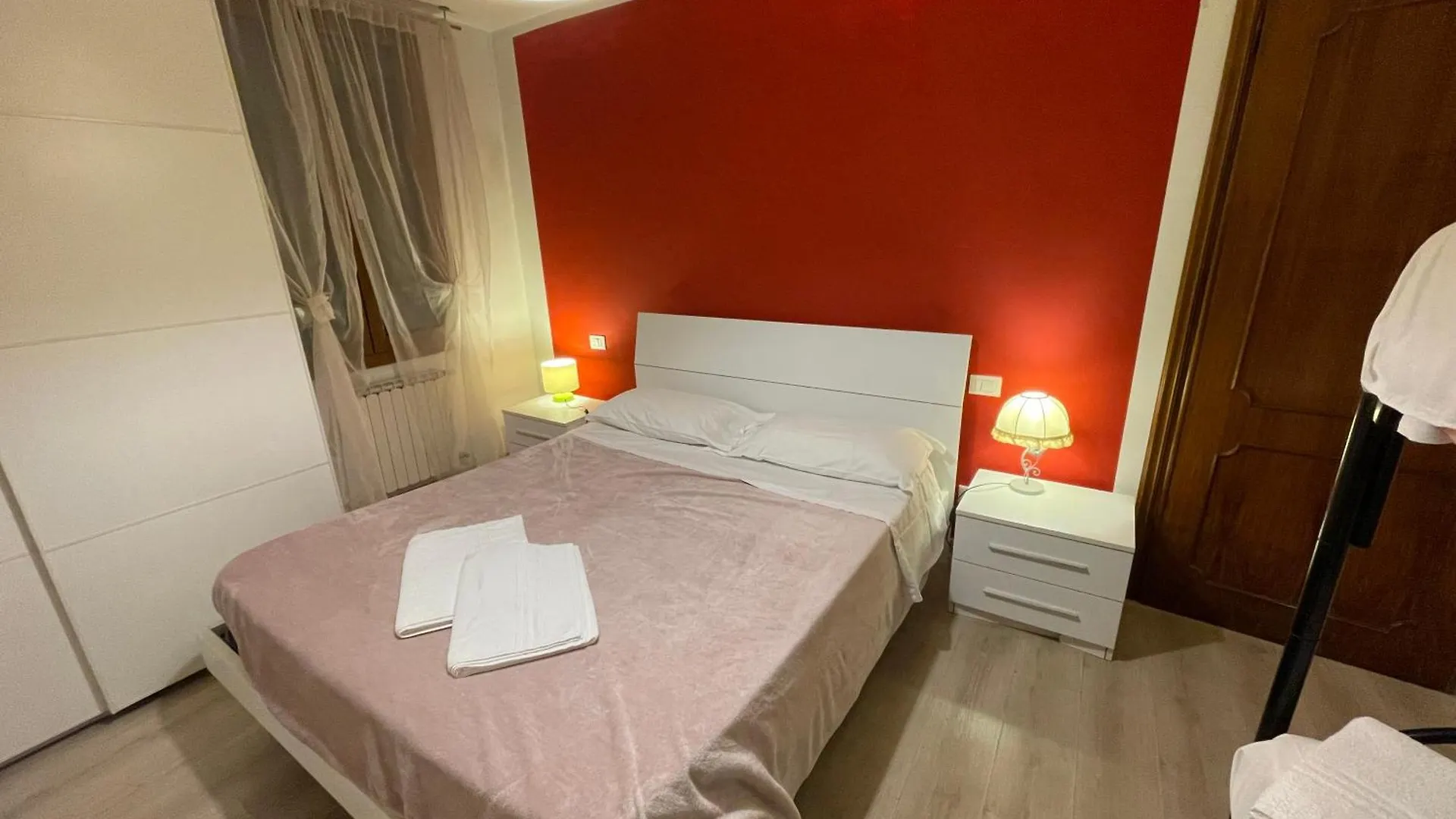 Sunset Venice Guest House location